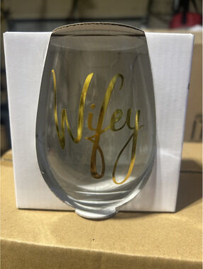4 PACK Of "WIFEY" Stemless Wine Glass